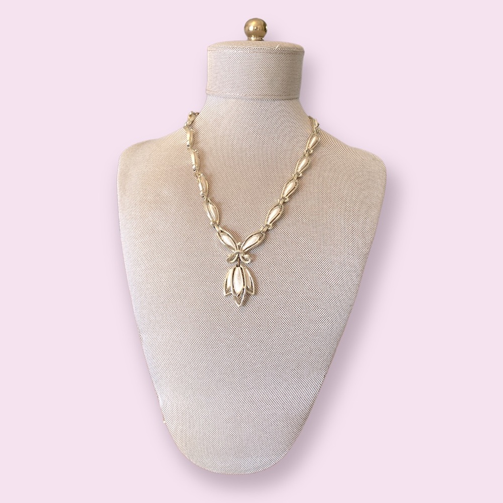 Mid century tulip necklace - Picture 2 of 2